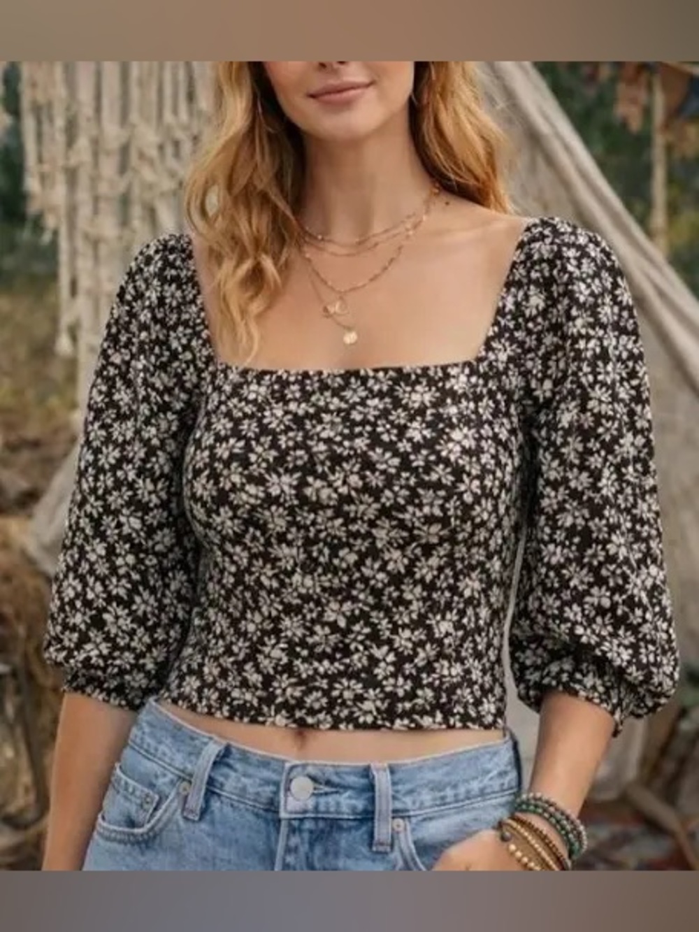 Women’s Levi’s Floral Top Blouse New NWT Large Statement Blouse